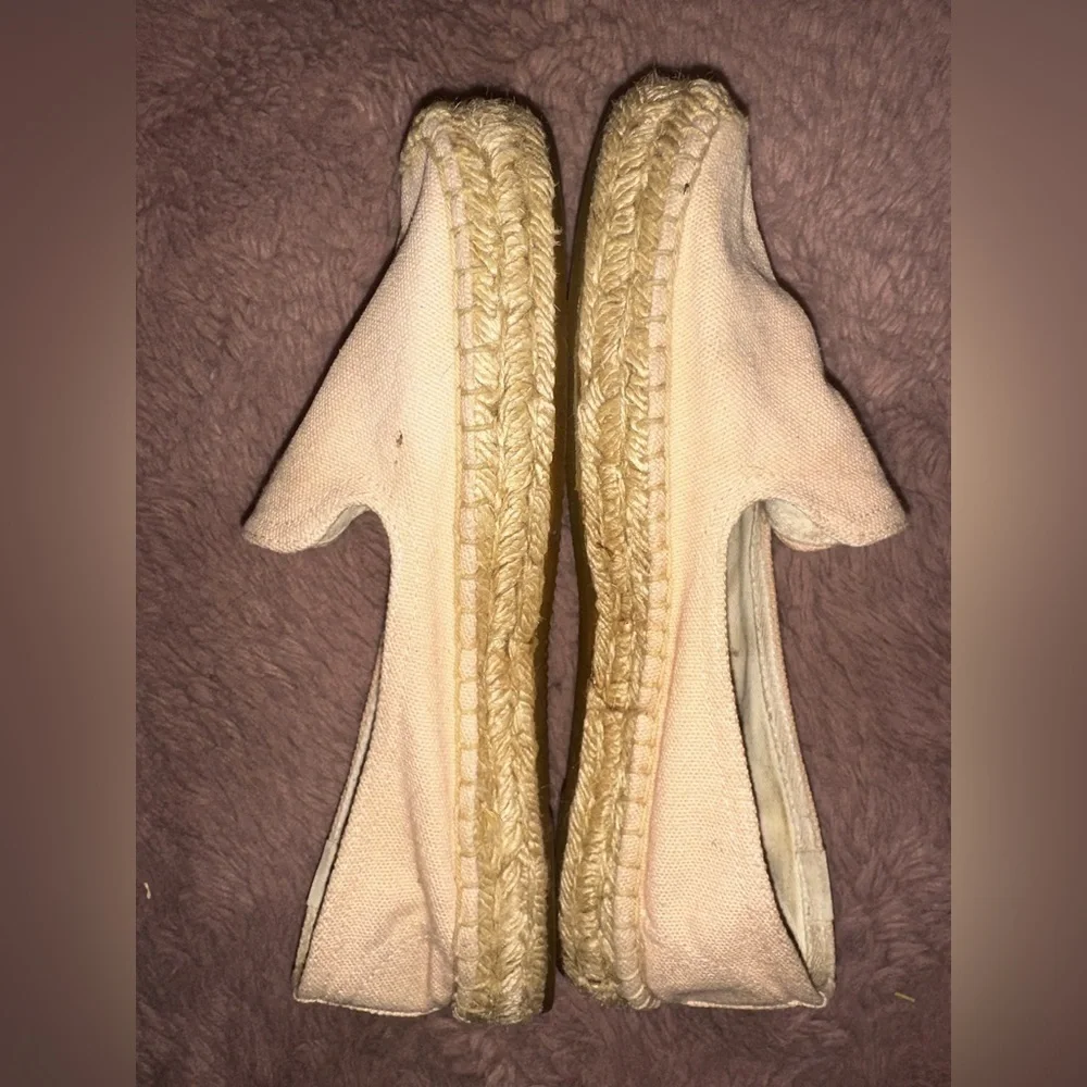 Soludos Women's cream Espadrilles flats 7.5 summer vacation beach